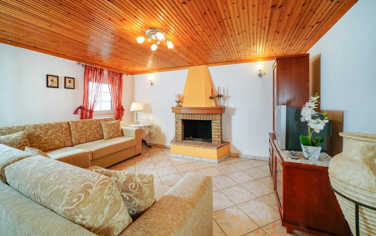 Villa Nicole Theologos  外观 照片