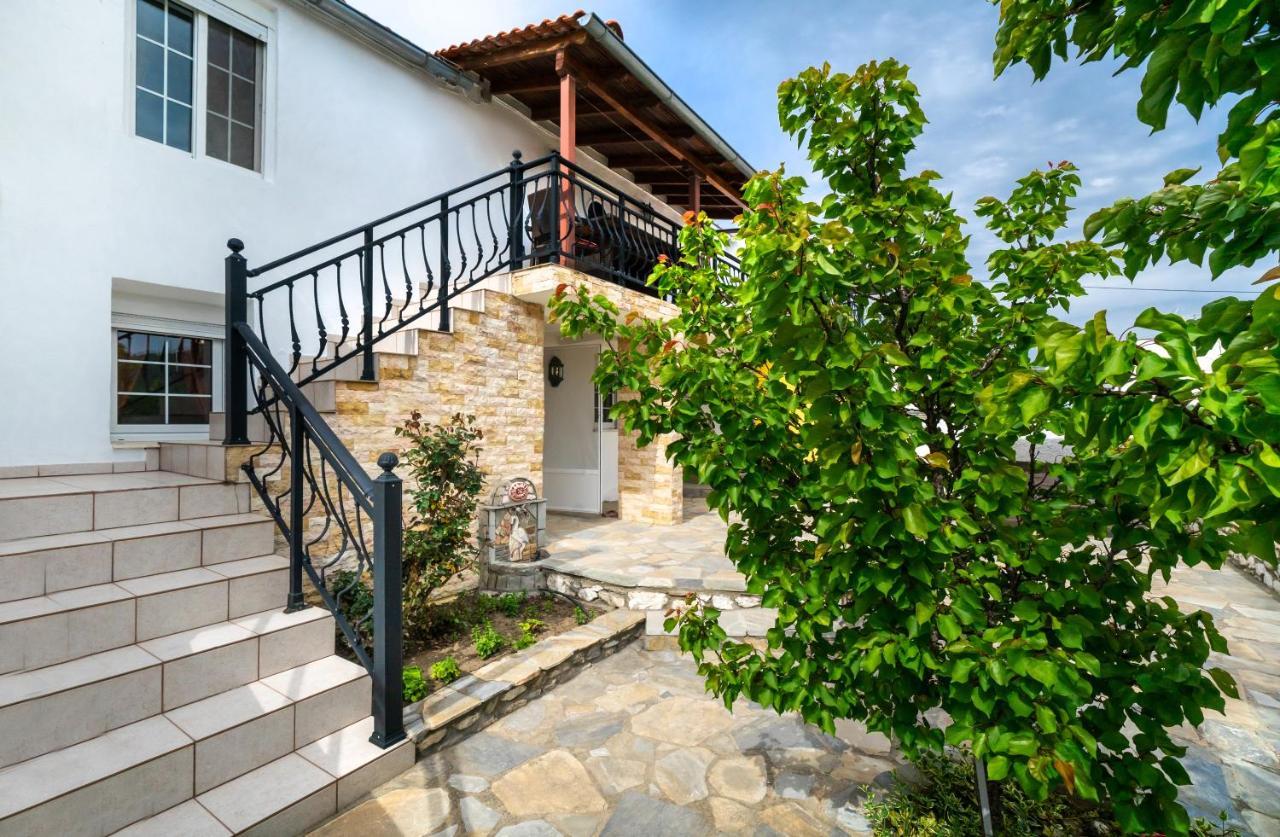 Villa Nicole Theologos  外观 照片